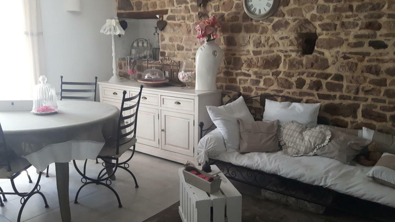 Chambres D'Hotes La Clef Des Champs Montpinchon Zewnętrze zdjęcie