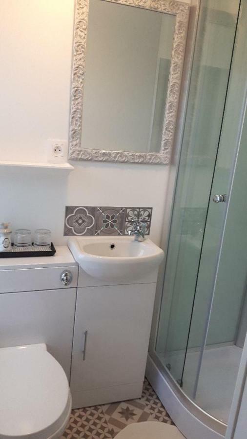 Chambres D'Hotes La Clef Des Champs Montpinchon Zewnętrze zdjęcie
